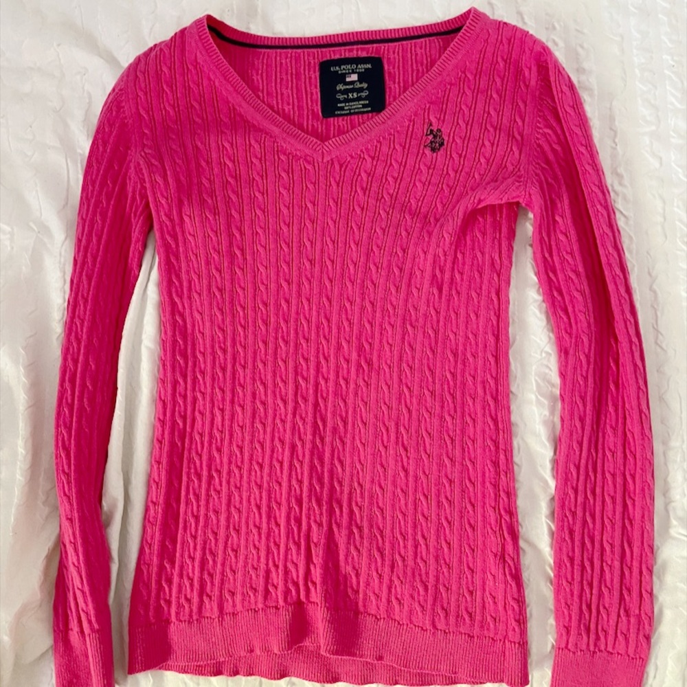 Knit sweater